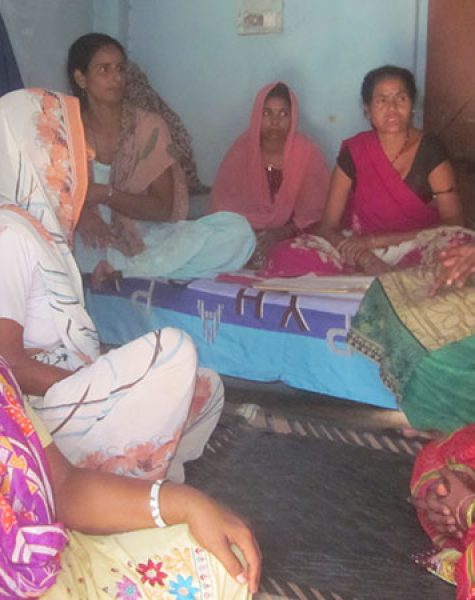 mahila-panchayat-slide1